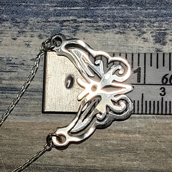 925 Butterfly two layers Necklace. - Picture 10 of 12